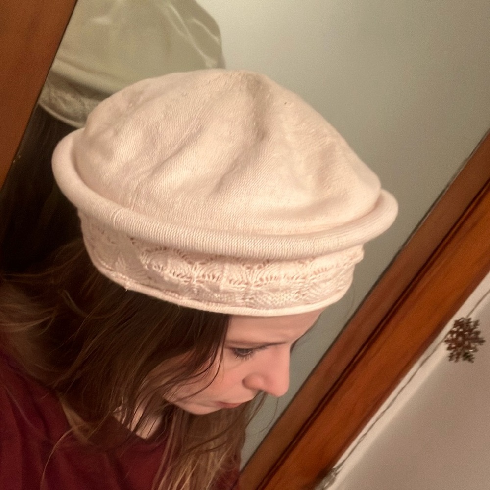 Women’s knit beanie beret.